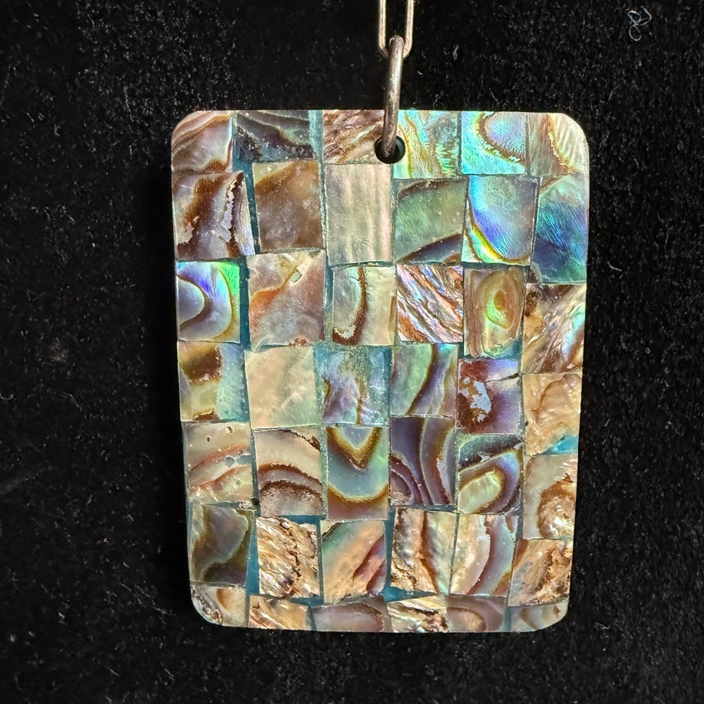 Beautiful Turquoise and Silver Necklace. - Picture 4 of 4